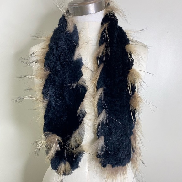 2 WAY MINK FUR WOVEN NET SCARF WITH SPIRAL WOVEN FUR AROUND THE EDGE! - Picture 7 of 8